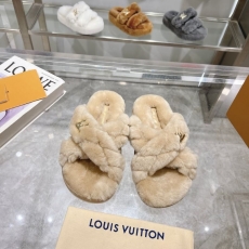 Louis Vuitton Slippers